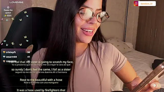 Snapshot of salome__11 chatting on March 19, 4:14 am salome 11 online show from March 19, 4:14 am