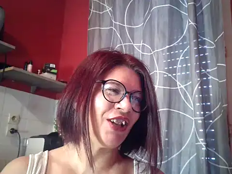 Snapshot of jennylovence chatting on December 19, 8:56 am jennylovence online show from December 19, 8:56 am