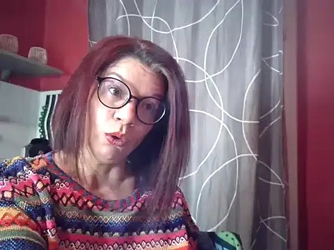 Snapshot of jennylovence chatting on January 13, 8:47 am jennylovence online show from January 13, 8:47 am