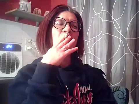 Snapshot of jennylovence chatting on January 17, 11:59 am jennylovence online show from January 17, 11:59 am