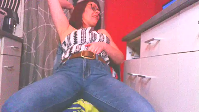 Snapshot of jennylovence chatting on February 14, 12:14 pm jennylovence online show from February 14, 12:14 pm