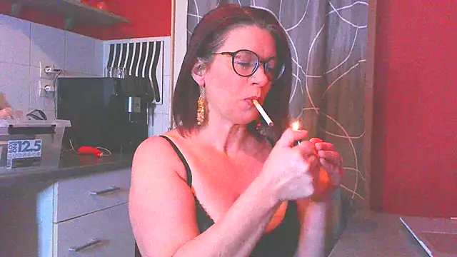 Snapshot of jennylovence chatting on February 15, 1:05 pm jennylovence online show from February 15, 1:05 pm