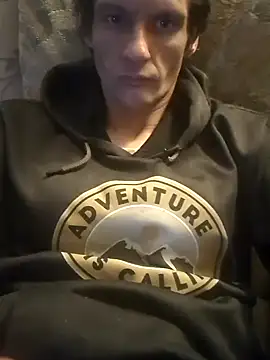 Snapshot of maciej chatting on December 7, 11:01 pm maciej online show from December 7, 11:01 pm