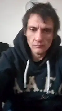 Snapshot of maciej chatting on December 11, 2:11 pm maciej online show from December 11, 2:11 pm