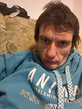 Snapshot of maciej chatting on January 7, 10:52 pm maciej online show from January 7, 10:52 pm