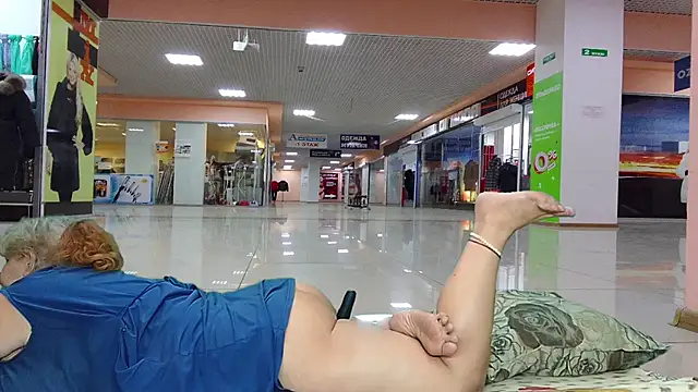 Snapshot of Siberia-Taiga chatting on February 1, 9:43 am Siberia-Taiga online show from February 1, 9:43 am