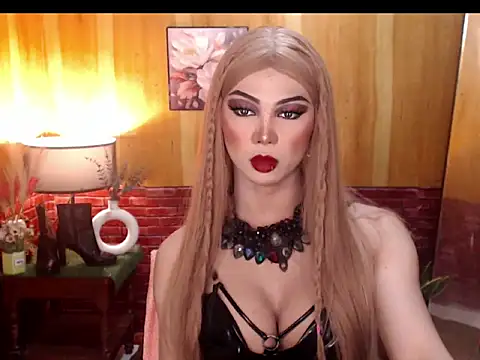 Snapshot of MagneticBeauty chatting on September 9, 3:00 pm MagneticBeauty online show from September 9, 3:00 pm