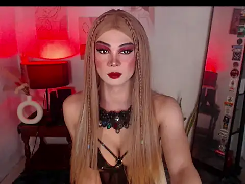 Snapshot of MagneticBeauty chatting on October 1, 1:50 pm MagneticBeauty online show from October 1, 1:50 pm