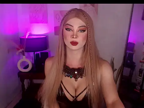 Snapshot of MagneticBeauty chatting on October 5, 2:48 pm MagneticBeauty online show from October 5, 2:48 pm