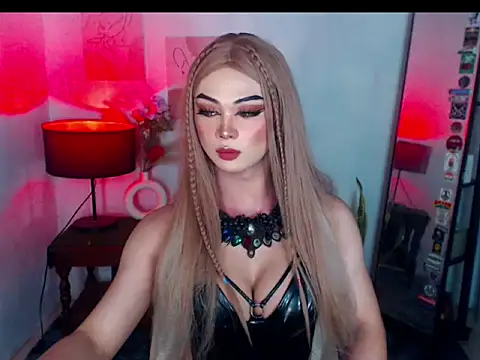 Snapshot of MagneticBeauty chatting on October 26, 5:52 pm MagneticBeauty online show from October 26, 5:52 pm