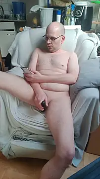 Snapshot of hardcap chatting on November 10, 7:40 am hardcap online show from November 10, 7:40 am