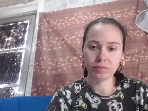 Snapshot of Venusluxodomme chatting on September 14, 4:50 pm Venusluxodomme online show from September 14, 4:50 pm