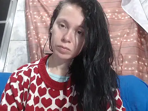 Snapshot of Venusluxodomme chatting on September 29, 3:44 am Venusluxodomme online show from September 29, 3:44 am