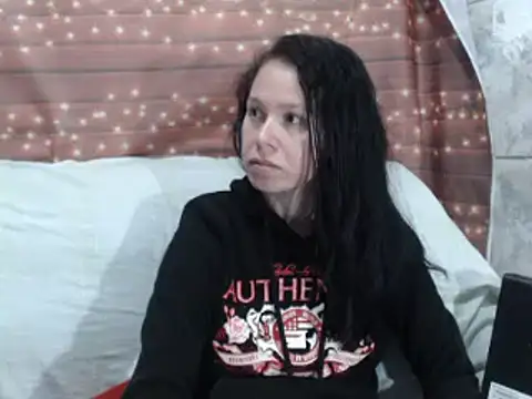 Snapshot of Venusluxodomme chatting on November 6, 7:26 pm Venusluxodomme online show from November 6, 7:26 pm