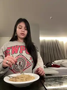 kiarafonseca  online show from October 8, 12:30 am