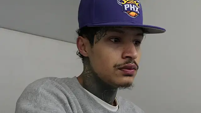 Snapshot of trieone chatting on January 4, 10:05 am trieone online show from January 4, 10:05 am