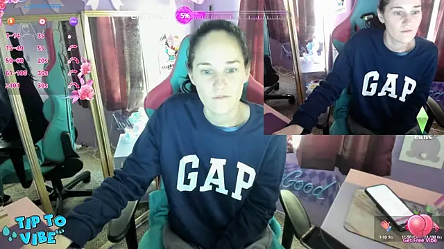 lolabunny9 online show from December 6, 5:00 pm