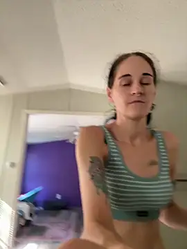 lolabunny9 online show from September 18, 1:57 pm