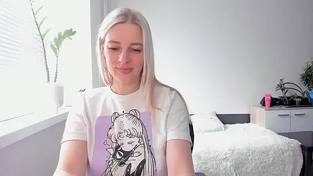 Snapshot of HILT_ON chatting on March 1, 7:41 am HILT ON online show from March 1, 7:41 am