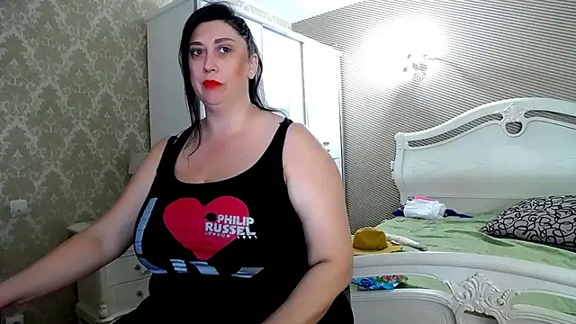 Evelyn Shy online show from October 28, 7:34 am