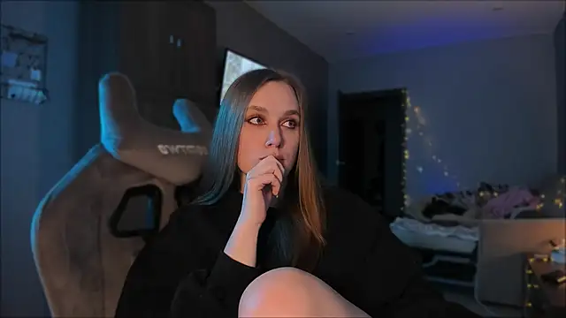 Snapshot of Rachel_Ro chatting on January 21, 12:18 pm Rachel Ro online show from January 21, 12:18 pm