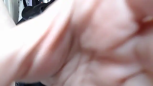 Snapshot of Mika_Passion chatting on September 26, 8:18 am Mika Passion online show from September 26, 8:18 am