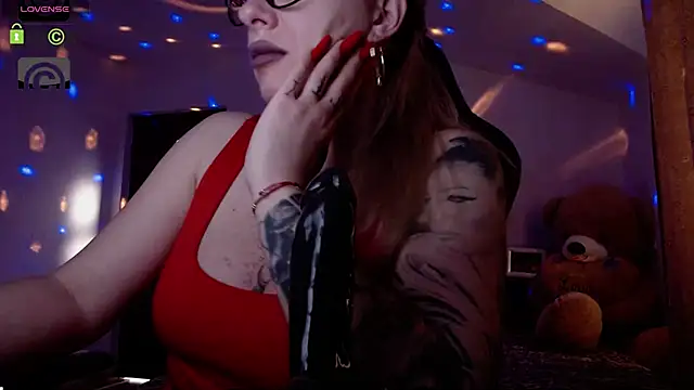 SonyaDevon online show from February 11, 7:54 am