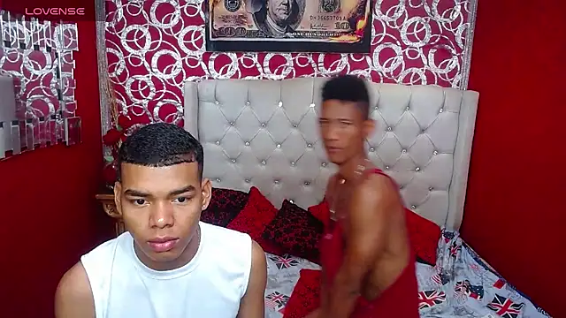 PEINBOYS online show from January 22, 7:45 pm