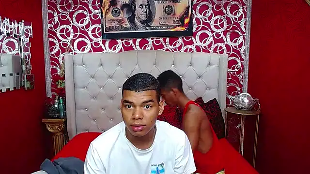 PEINBOYS online show from February 22, 7:25 pm