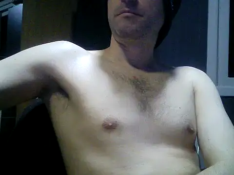 gauchors20 online show from November 30, 2:26 am