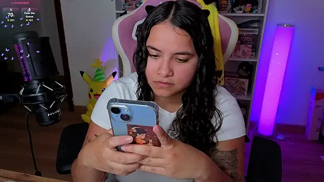 Snapshot of Sweet_sully__ chatting on October 6, 9:07 am Sweet sully online show from October 6, 9:07 am