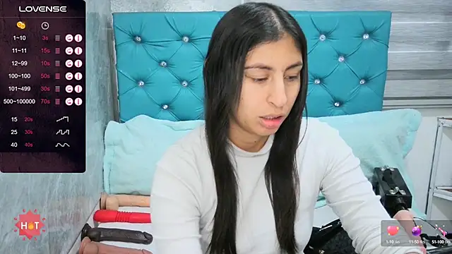 MAARYMOON online show from September 15, 11:32 am