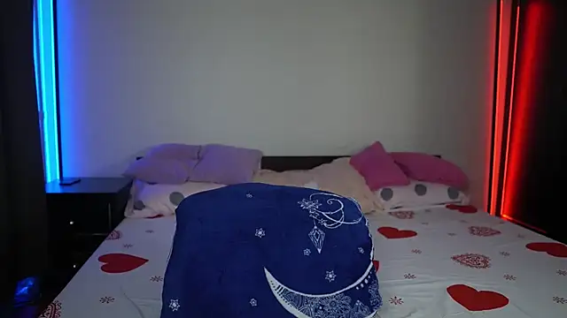 TiffanyPierce online show from January 7, 12:13 am