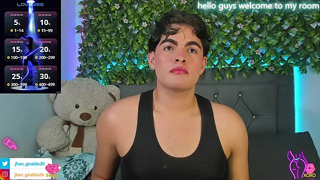 Snapshot of kamii_22 chatting on January 15, 5:50 am kamii 22 online show from January 15, 5:50 am