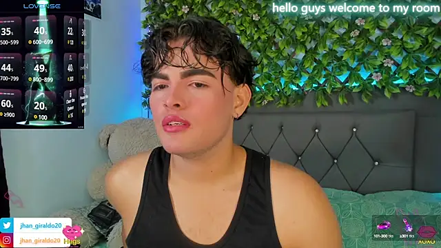 Snapshot of kamii_22 chatting on January 23, 11:48 am kamii 22 online show from January 23, 11:48 am