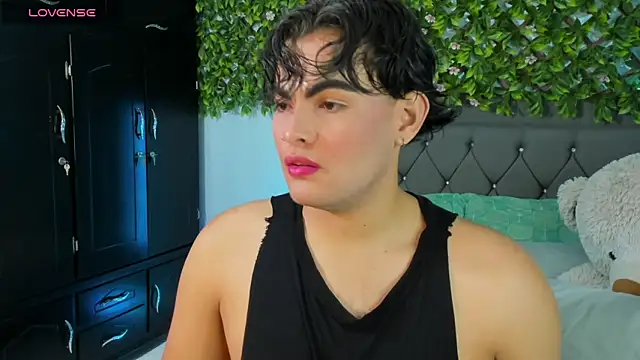 Snapshot of kamii_22 chatting on February 18, 4:26 am kamii 22 online show from February 18, 4:26 am