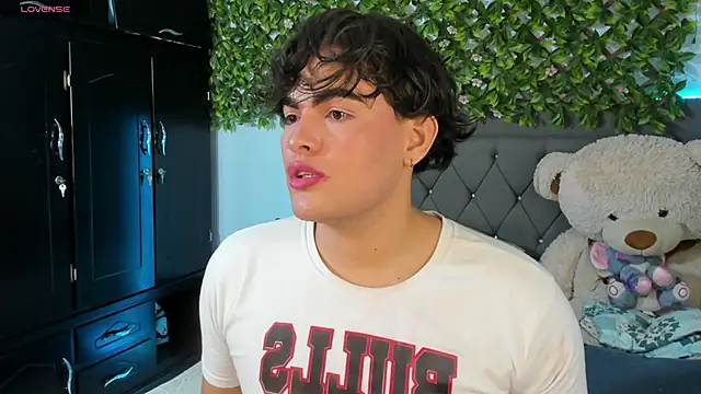 Snapshot of kamii_22 chatting on February 21, 7:01 am kamii 22 online show from February 21, 7:01 am