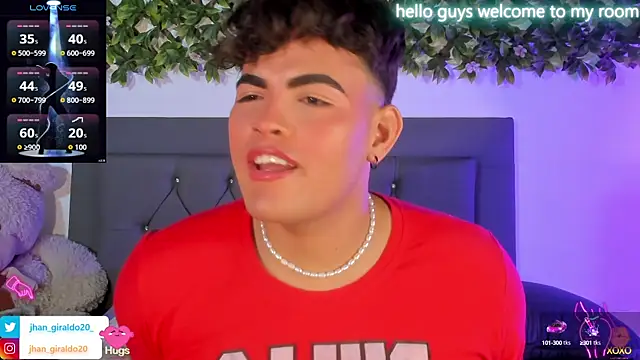 Snapshot of kamii_22 chatting on October 2, 2:57 pm kamii 22 online show from October 2, 2:57 pm