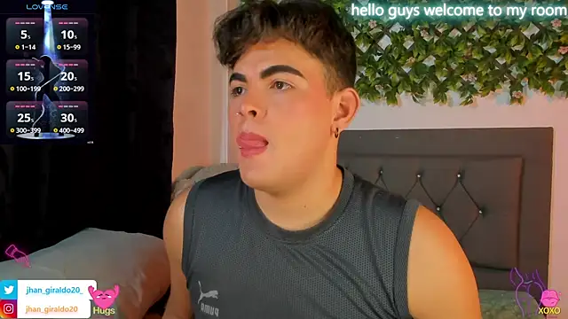 Snapshot of kamii_22 chatting on November 10, 12:31 am kamii 22 online show from November 10, 12:31 am