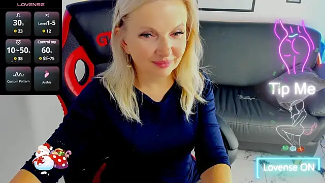 Snapshot of Abby_Moore_ chatting on March 2, 8:07 pm Abby Moore online show from March 2, 8:07 pm