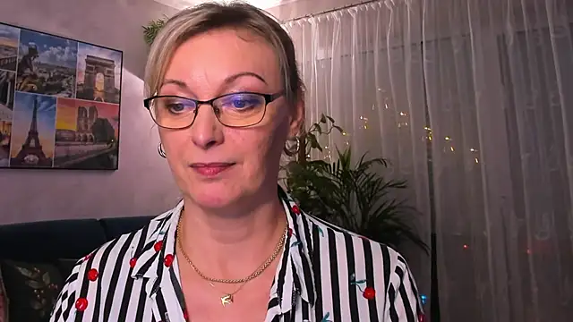 vanessa chat online show from January 28, 8:47 pm