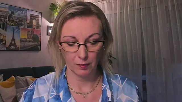 vanessa chat online show from February 25, 5:47 pm