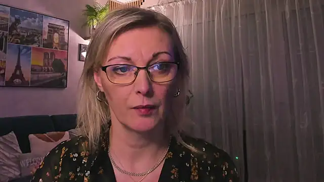 vanessa chat online show from March 5, 5:50 pm