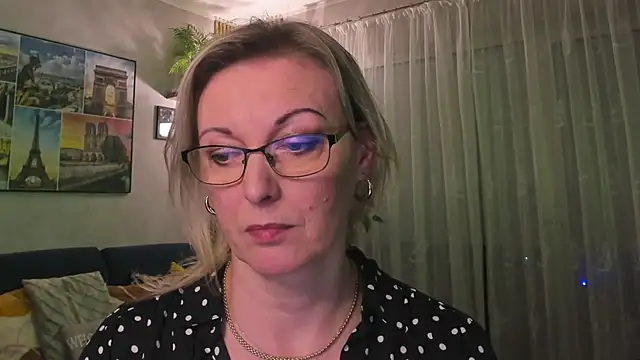 vanessa chat online show from March 19, 5:50 pm