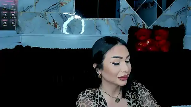 Snapshot of mistress_meryem chatting on February 4, 10:02 pm mistress meryem online show from February 4, 10:02 pm