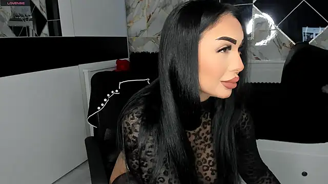 Snapshot of mistress_meryem chatting on March 11, 12:00 am mistress meryem online show from March 11, 12:00 am