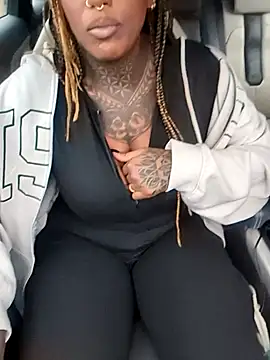 Snapshot of DarkDea chatting on October 30, 2:51 pm DarkDea online show from October 30, 2:51 pm