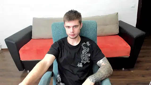 Snapshot of maks_wolfis chatting on December 5, 12:55 pm maks wolfis online show from December 5, 12:55 pm