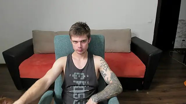 Snapshot of maks_wolfis chatting on December 26, 2:22 am maks wolfis online show from December 26, 2:22 am