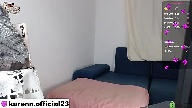 karen sofia  online show from March 12, 10:05 am